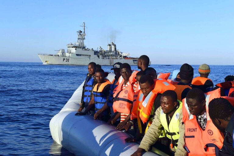 Obrázek článku Pobřežní stráž v Egejském moři zadržela 600 migrantů z Turecka