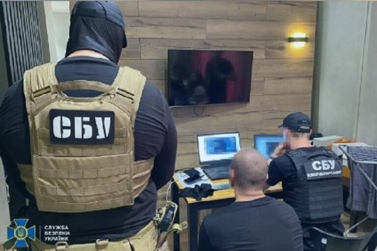 Obrázek článku Ve sklepích Kyjeva byla objevena tajná serverovna ruských heckerů