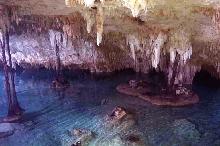 Obrázek článku Sac Actun: tajemství nejrozsáhlejšího podvodního světa skrytého v hlubinách Yucatánu