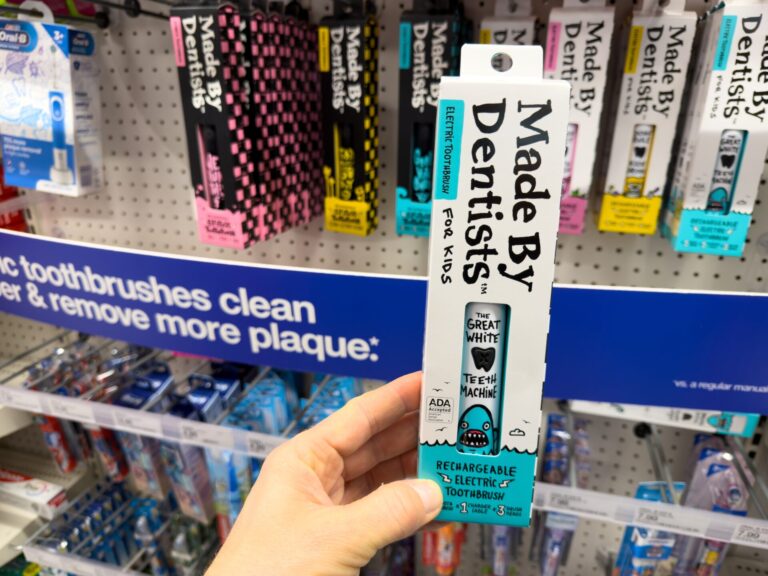 Obrázek článku Vyhlašujeme nejlepší zubní kartáčky 2026: když správně vyberete, budete mít zuby jako po dentální hygieně