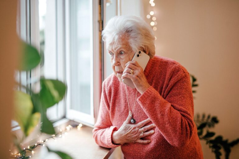 Obrázek článku V Česku řádí další telefonický povod, který cílí na seniory. Oberou vás klidně i o 65 000 Kč a naletí i ti nejchytřejší lidi